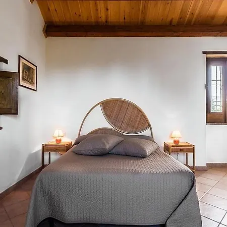 In Sleeps 3 Includes Air Con *
